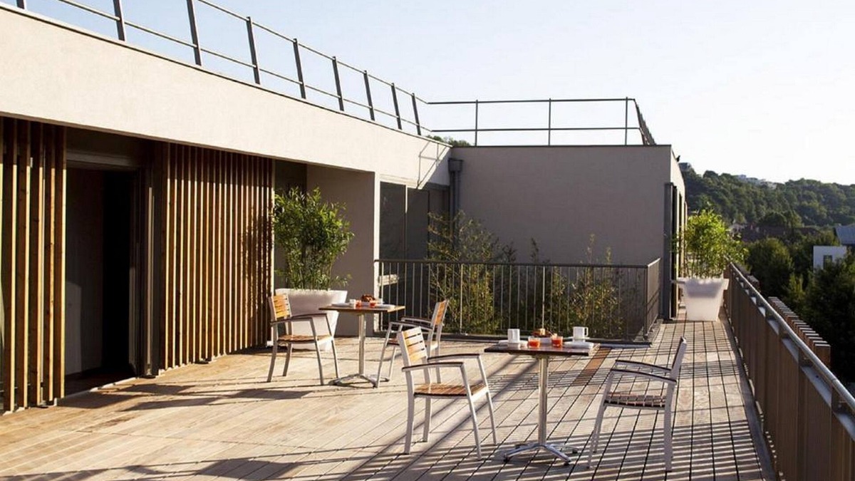 9th Arrondissement Apartment | À 10 min du métro | Terrasse + Vue panoramique