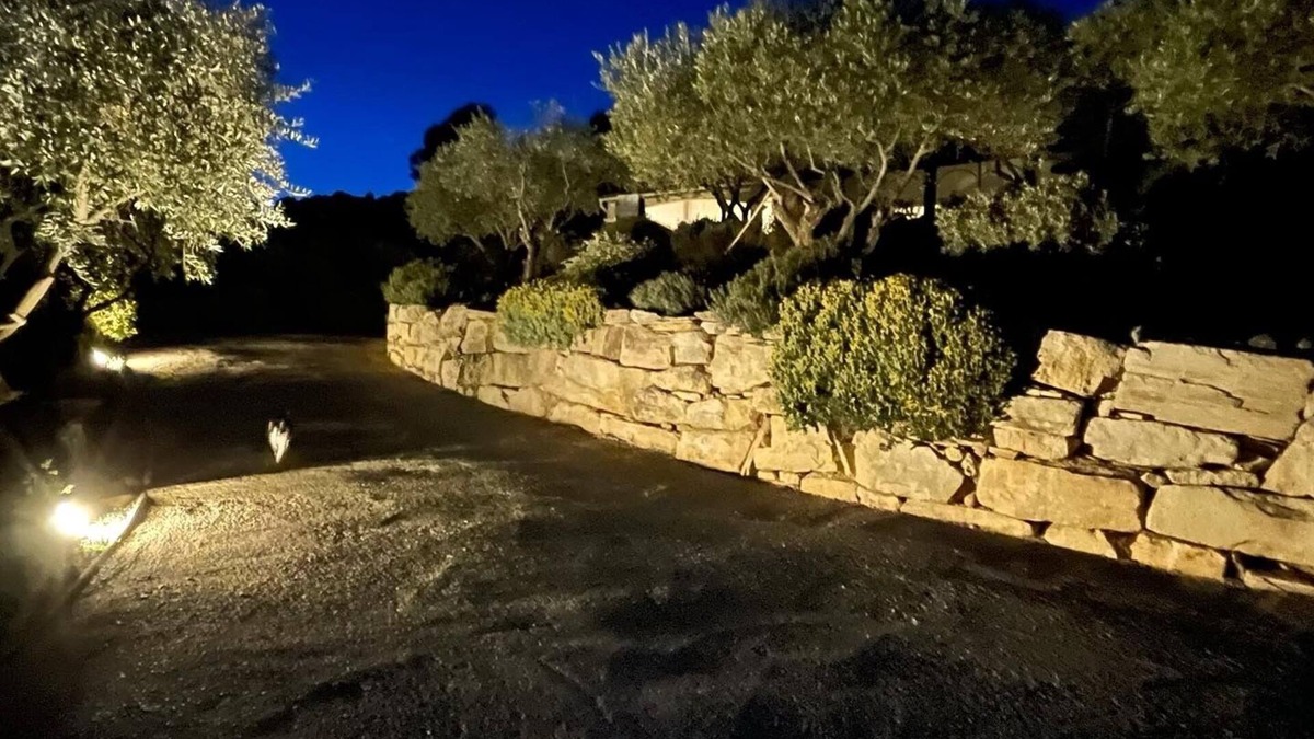 Oraison Villa | À 30 mn des Gorges du Verdon Gîte au Calme Entouré Doliviers et de Lavandes
