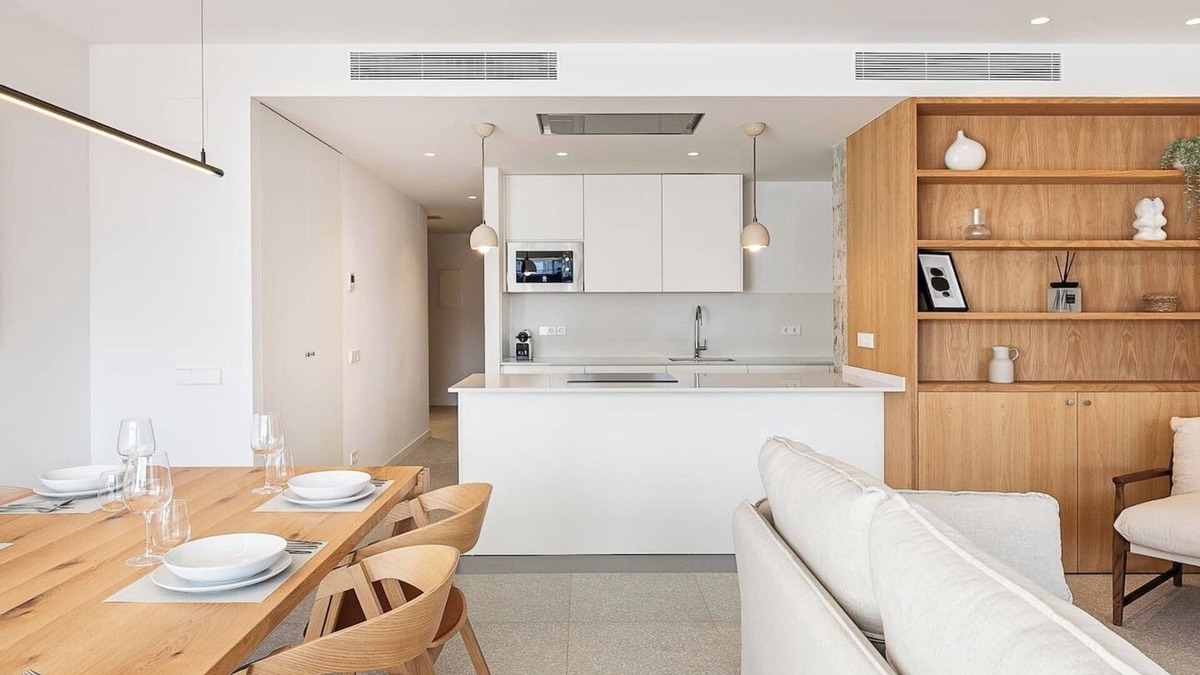 La Font de la Guatlla Apartment | Ático con terraza cerca de Gran Vía y Camp Nou