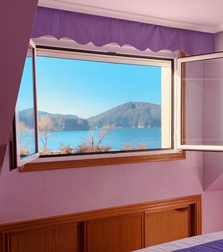Cerdeira Apartment | Ático en primera línea de playa
