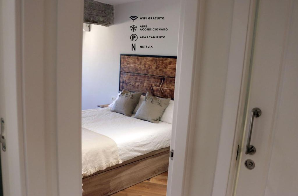 Centro Apartment | Ático Industrial Céntrico, Reformado, Air-Acond, WiFi