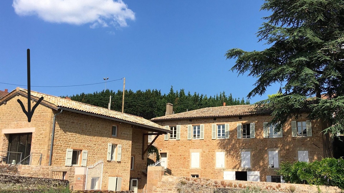 Prisse Apartment | Élégant Appartement Contemporain Dans une Authentique Maison de Vigneron