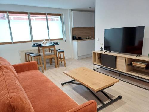 Saint-Acheul Apartment | Élégant, spacieux, 2 couchages, proche centre