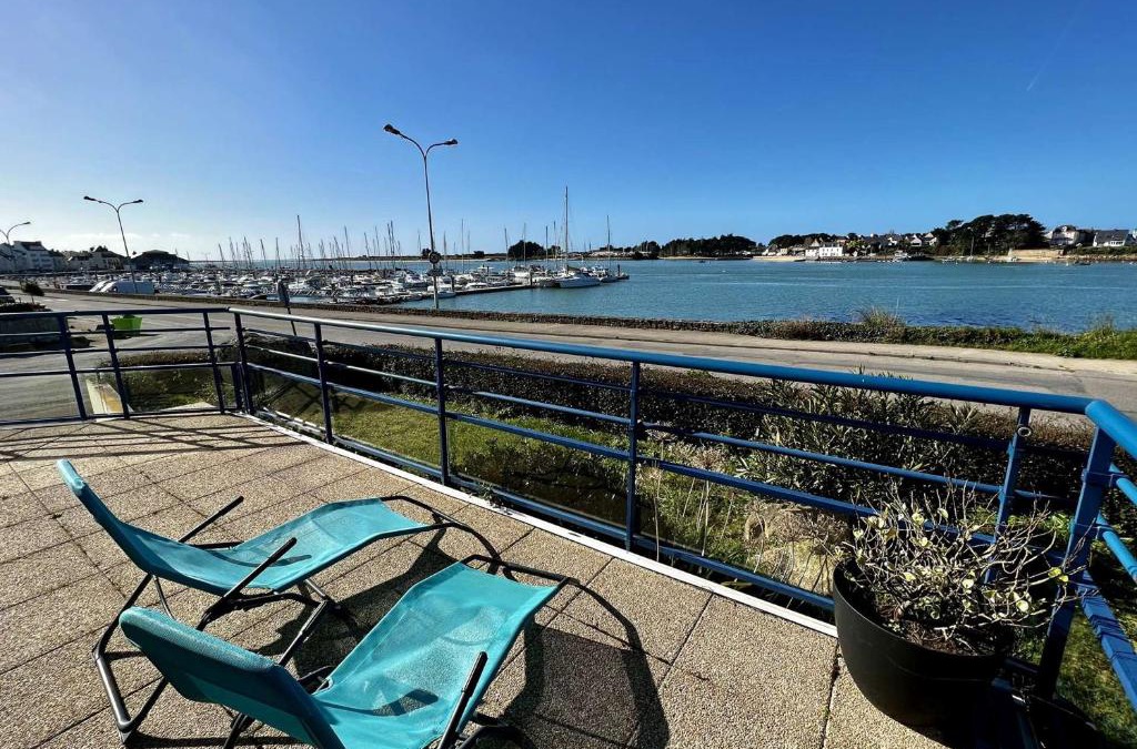 Etel Apartment | Étel - Appart 3P - 104m² - Terrasse, Wifi, Parking proche plage et port - FR-1-479-98