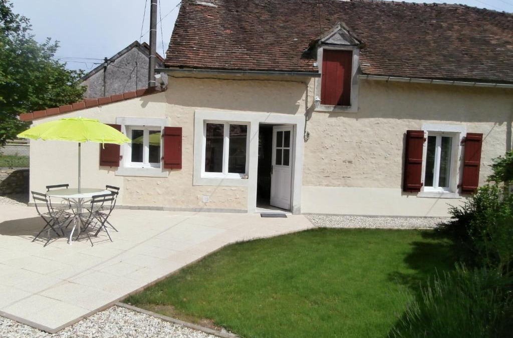 Luant House | Évasion nature en Brenne : maison avec jardin, activités et économie près de Châteauroux - FR-1-591-58