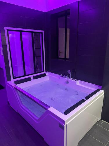 Yutz Apartment | Évasion romantique love & spa secteur Thionville Luxembourg