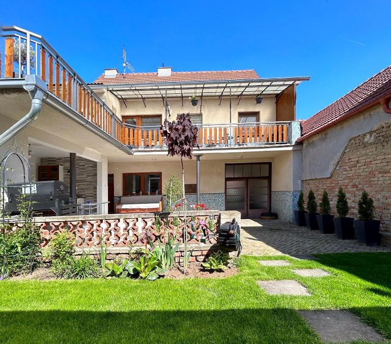 Cejkovice House | Čejkovský dvorek