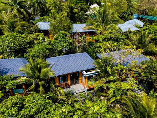 Chau Duc Resort | Đất Rồng Đinh Gia Trang