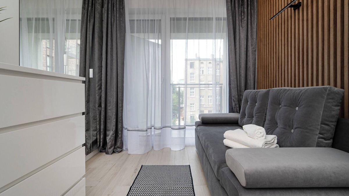 Srodmiescie Apartment | Łódź Fabryczna Harmony Studio
