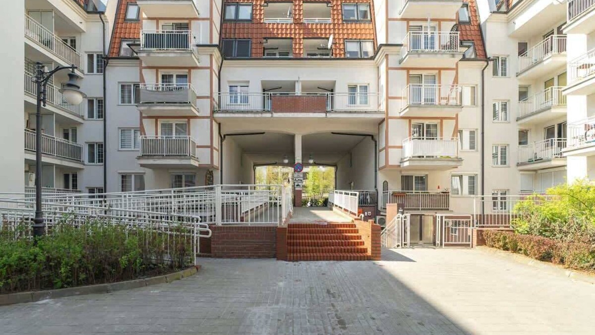 Jezyce Apartment | Św. Wawrzyńca 3A | Trendy Apartment | Balcony