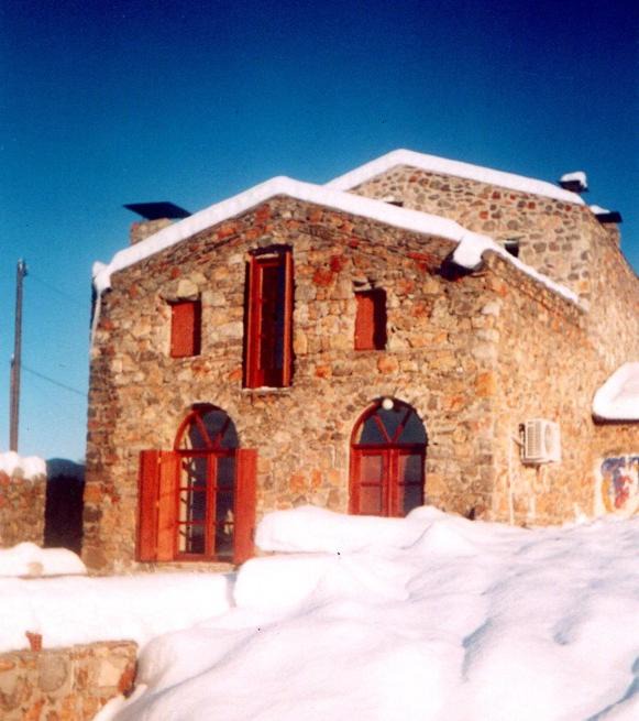 Amfikleia-Elateia Ski Chalet | ΕΥμορφο σαν Παραμύθι ΤΗΛΙΑ
