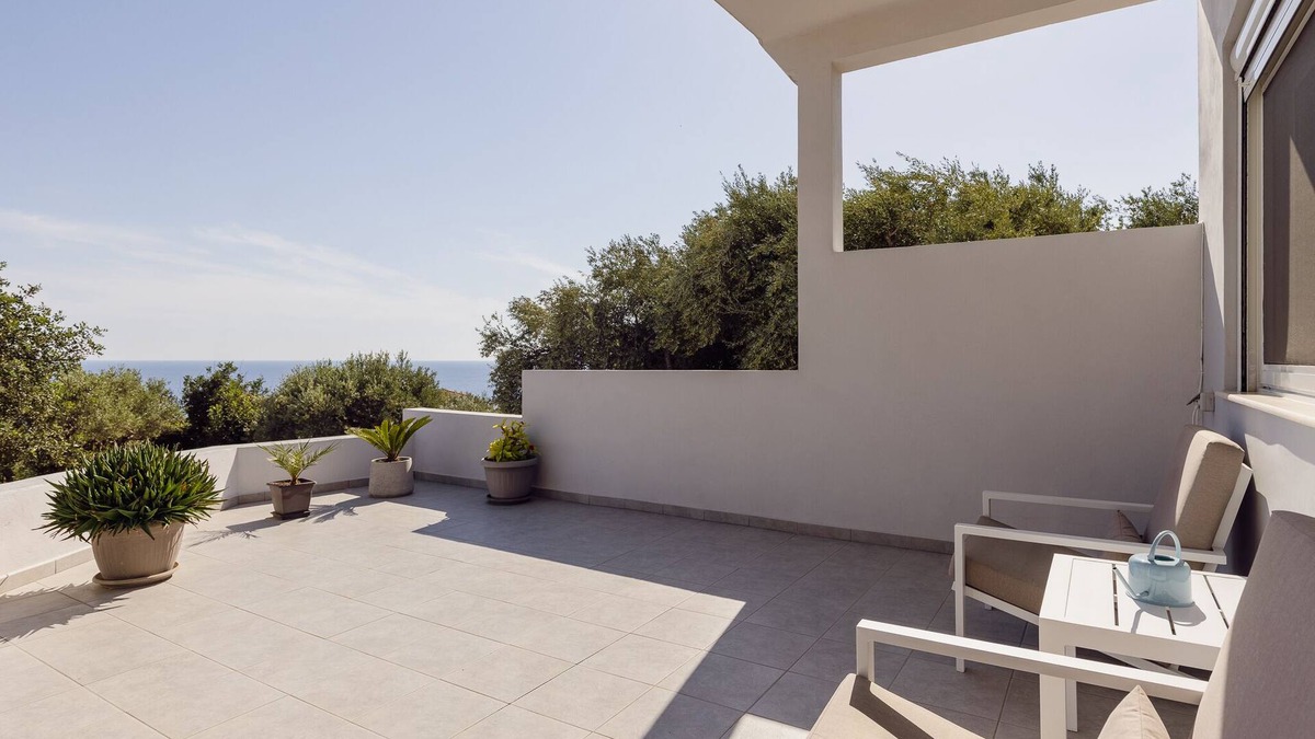 Kastri House | Θαλασσα και Σιωπη.