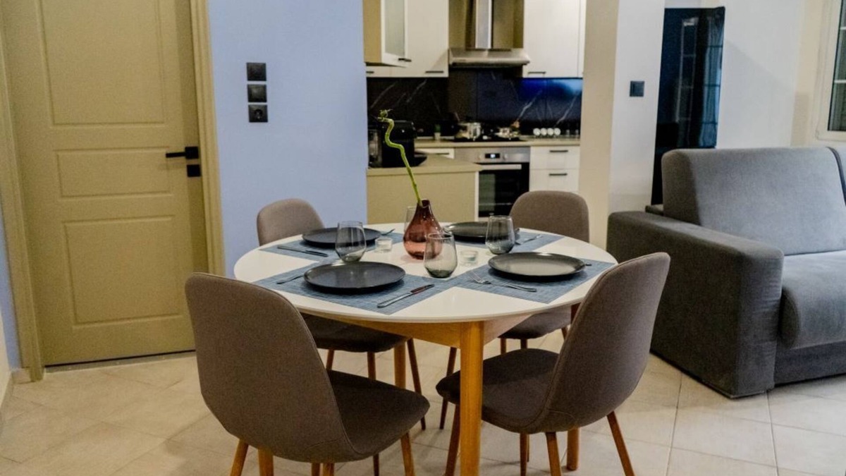 Ioannina Town Centre Apartment | Μοντέρνο Σπίτι στην καρδιά του κάστρου Ιωαννίνων