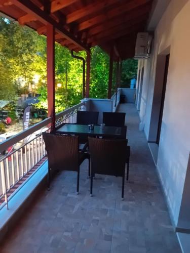 Almopia House | Ξενωνας Κάρμα