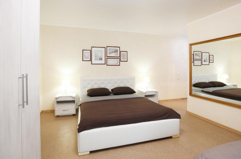 Krasnoyarsk City Centre Apartment | Апартаменты на Набережной Сурикова 4