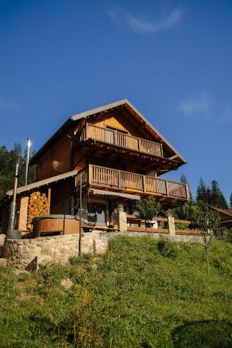 Tatariv House | Бриндуш