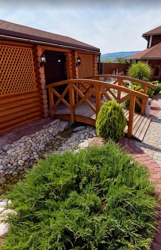 Nyzhnje Selyshche Hotel | Візит