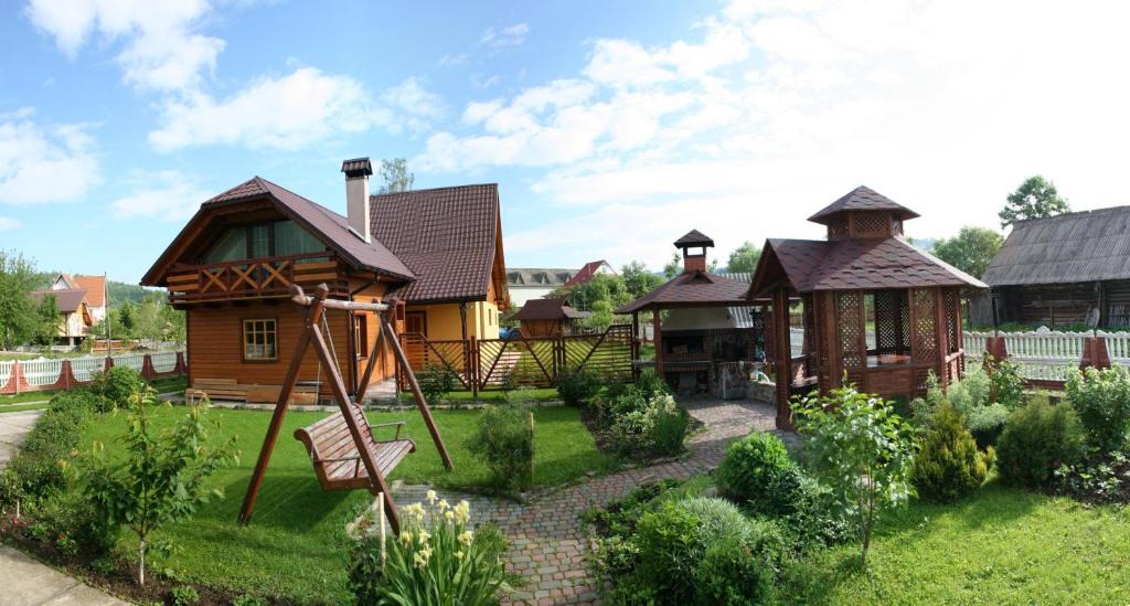 Plavya House | Гніздо Беркута