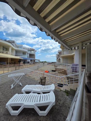 Karolino-Bugaz Apartment | Грибовка Апартаменты 134 - 137 Black Sea Bugaz