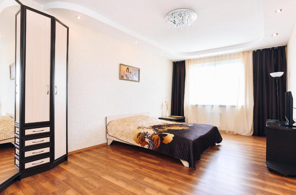 Oktyabrskiy rayon Apartment | Двушка на Луганской 4