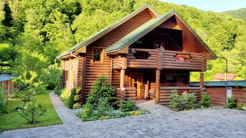 Transcarpathia Villa | Заміський будинок "Wow дача" та "Soloma house"
