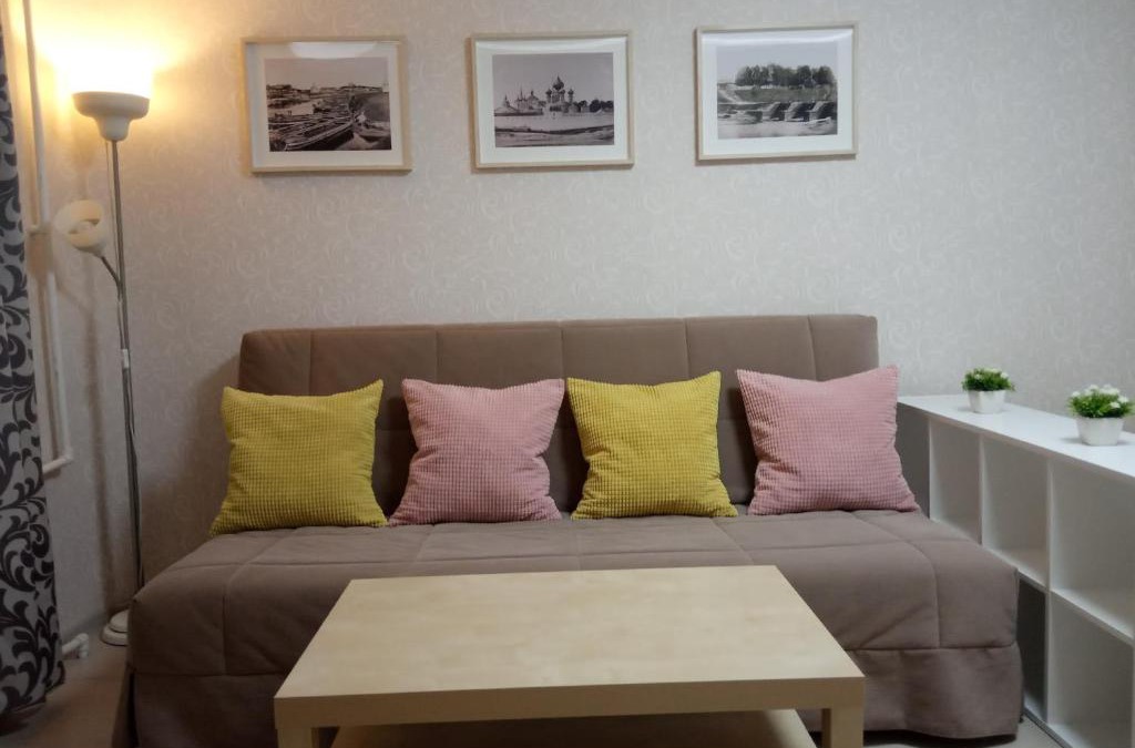 Tikhvin Apartment | Квартира на Связи 8