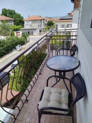 Sofia House | Къща за гости Св Никола