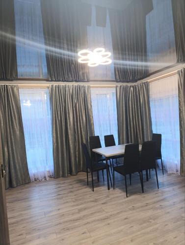 Roztoky Apartment | Під Дубочком