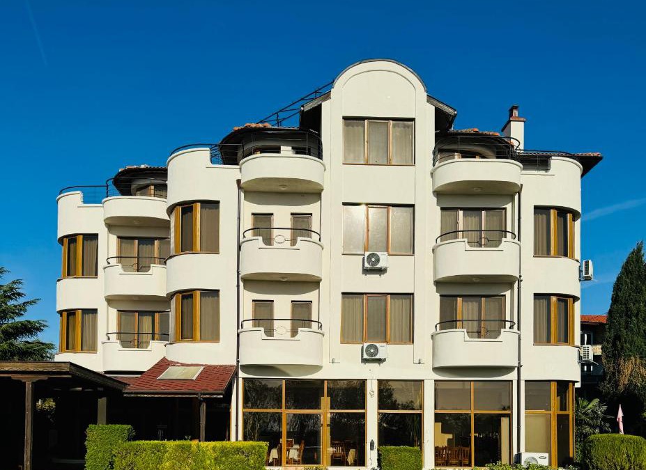 Sarafovo Hotel | Семеен хотел"Свети Георги"