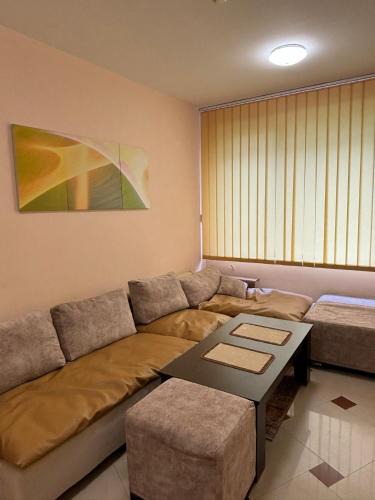 G.K. Bratya Miladinovi Apartment | Студио Бургас 2