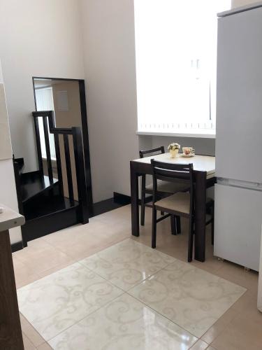 Prymors'kyi district Apartment | Трёхуровневая квартира у моря