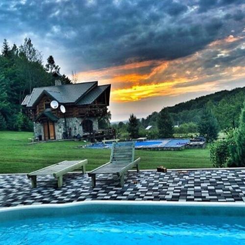 Vyzhnytsya Ski Chalet | Хутір Стаєчне