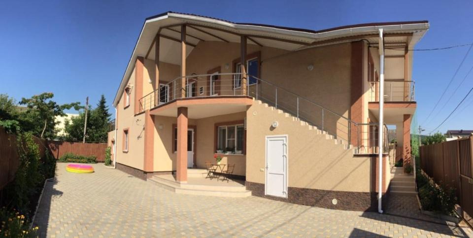 Goryachiy Klyuch House | ЭКОТЕЛЬ