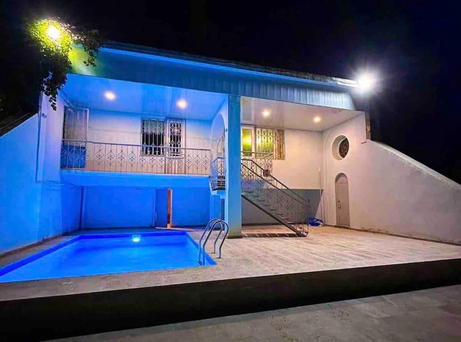 Yerevan Villa | Գեղեցիկ վիլլա լողավազանով