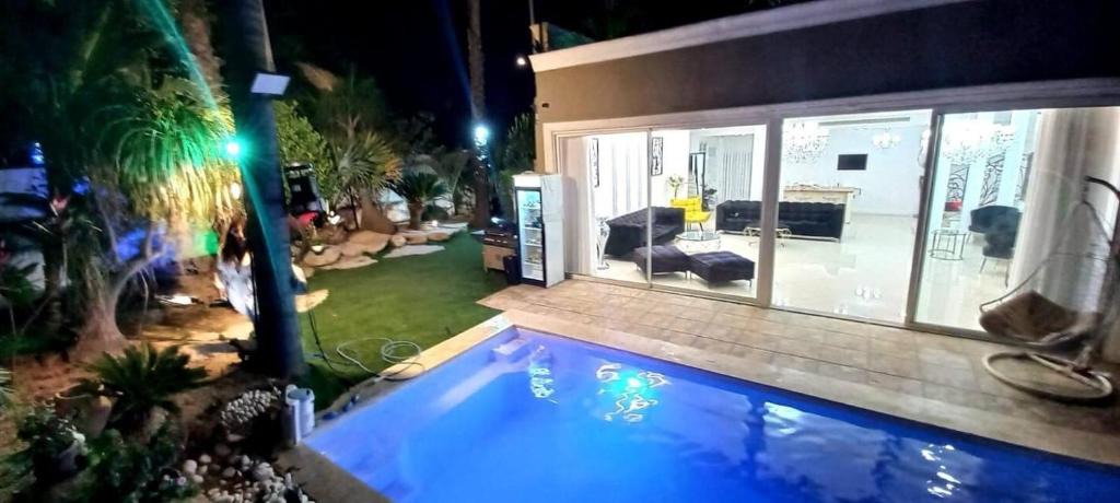 Rishon LeTsiyon Apartment | אחוזת מונטנו