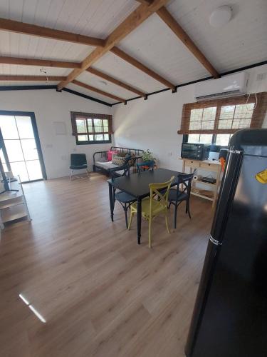Eliad Ski Chalet | האגס 36 באליעד דרום הגולן