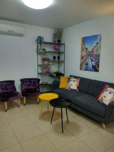 Yeruham Apartment | מישפוחם - אירוח משפחתי בירוחם - Mishpucham - Hosting unit in the desert