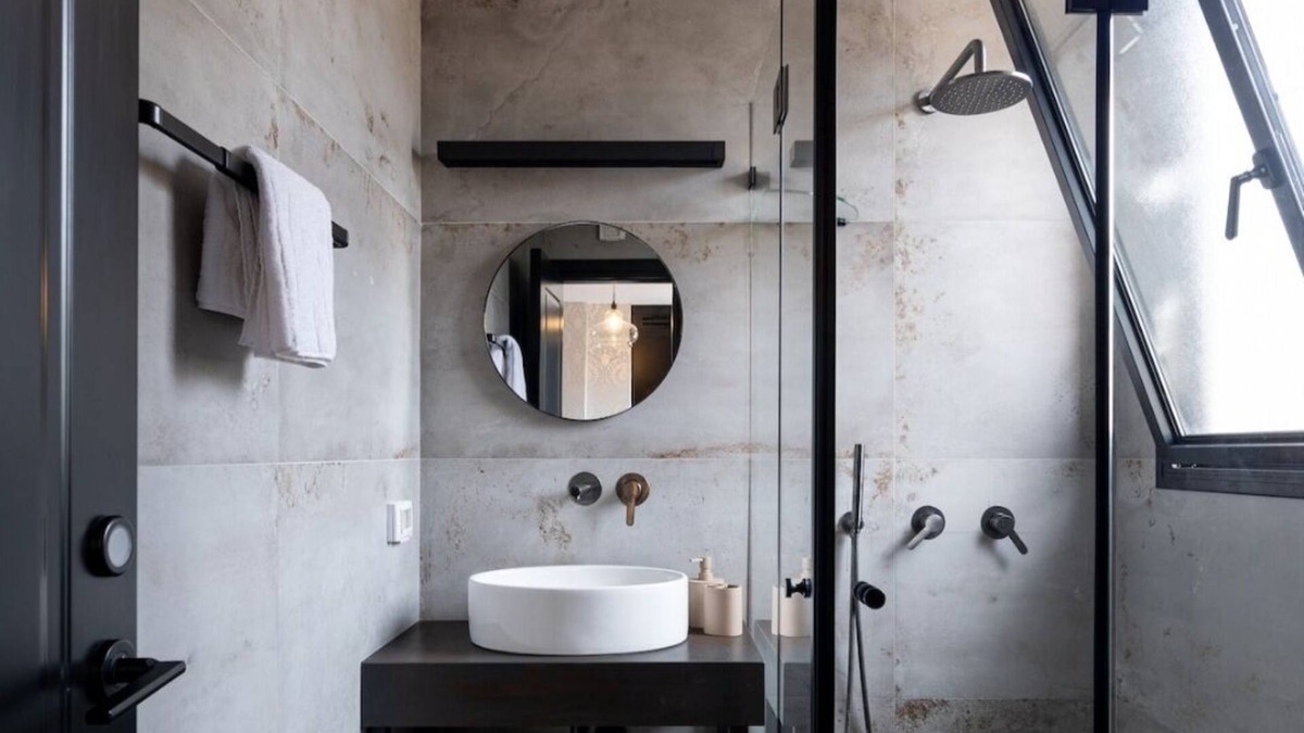 Tel Aviv Apartment | מסבלטים את הבית הכי מדהים בתל אביב , לב תל אביב, 4 דקות הליכה מהים , ,בתי קפה