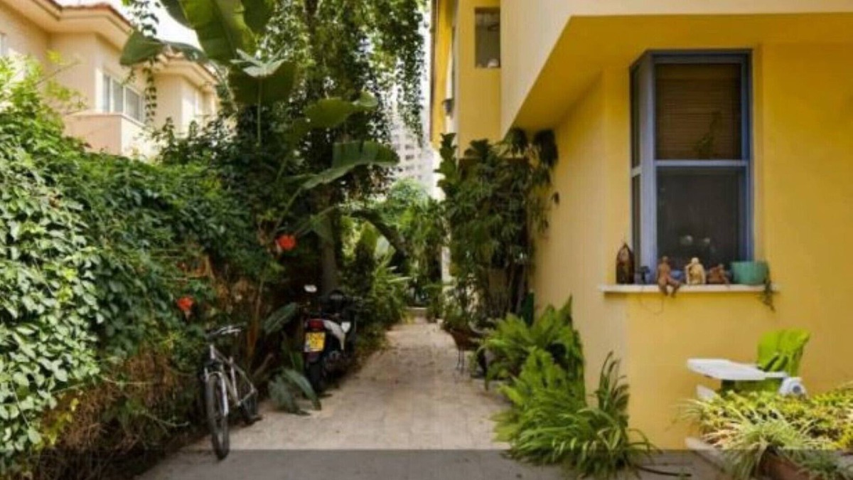 Yehud House | ת עם חצר 4 חדרי שינה יהוד 5 דקות מנמל תעופה in Yehud