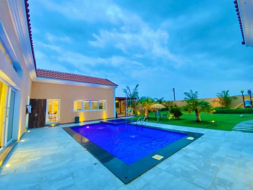 Al Kamil Wal Wafi Villa | أستراحة أريـــان