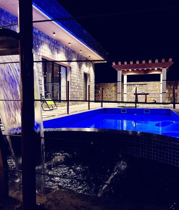 Sayq Ski Chalet | شالية الشفق