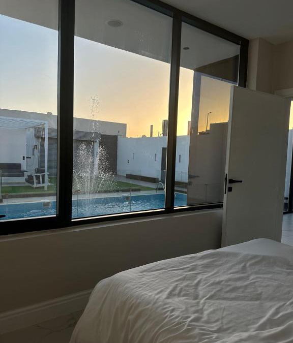 Al Kura Ski Chalet | شاليهات قولدين لاند