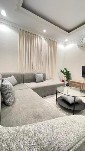 Tayba Apartment | شقة أنيقة بغرفتين نوم وصالة