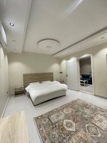 Al-Safa Apartment | شقة فندقية فاخره بموقع مميز