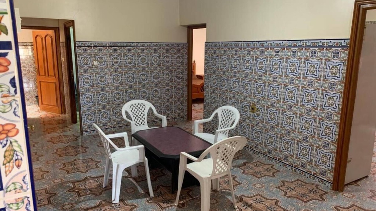 Beni Ansar Apartment | شقة مفروشة واسعة ومريحة One-Bedroom Apartment