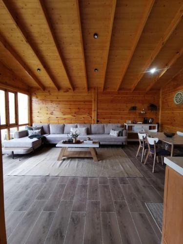 Al Hada House | كوخ السحاب 2