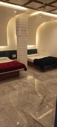 Akalkot House | महाराजा गेस्ट हाऊस नाशिककर