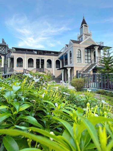 Lan Saka Cabin | คูร์โดวเเอนด์เเซนด์วิลล่า