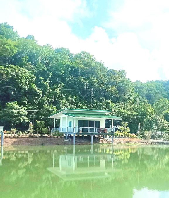 Khlong Khut House | บังกะโลบ้านสวนเอก Bungalow Baan Suan Aek