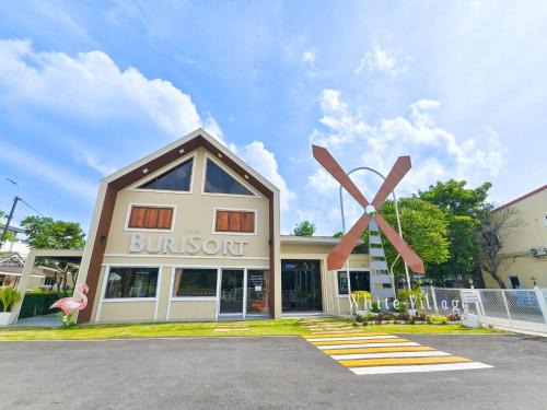 Buriram House | บุรีสอร์ต บุรีรัมย์ Burisort Burirum